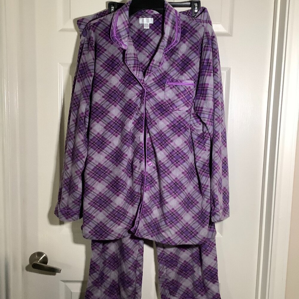 Celestial Dreams plaid soft to touch pajama set